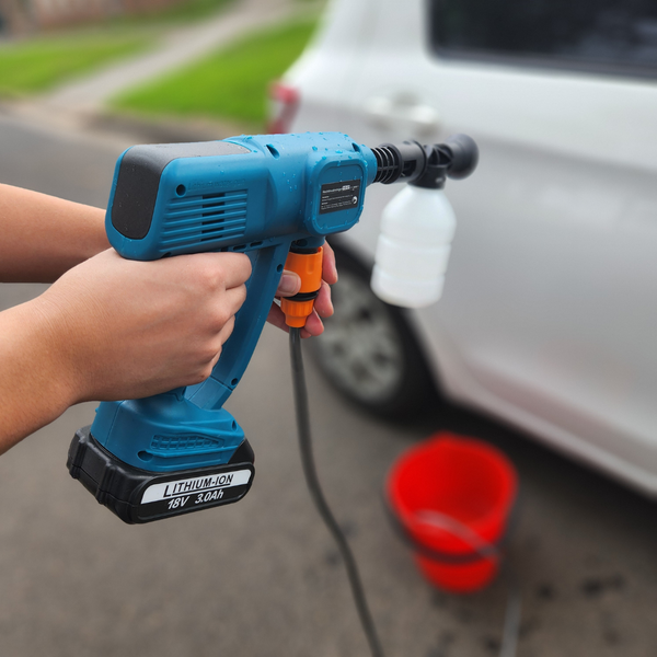 Cordless Pressure Washer